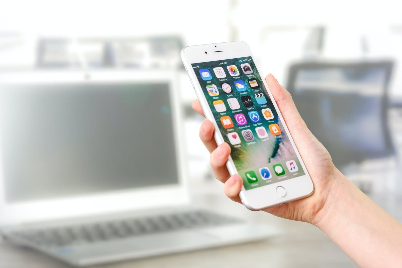 What Makes Hybrid Approach An Excellent Choice For Mobile App Development?